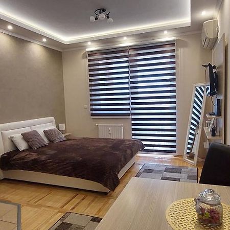 Apartman Studio Niki Subotica Eksteriør bilde
