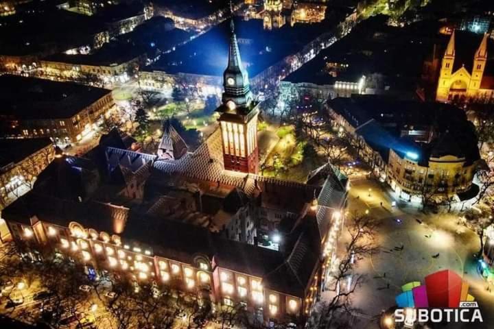 Apartman Studio Niki Subotica Eksteriør bilde