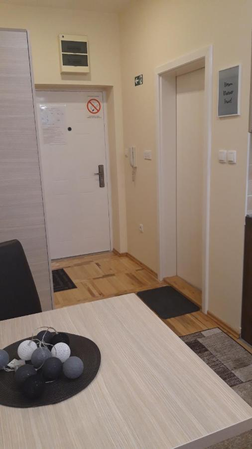 Apartman Studio Niki Subotica Eksteriør bilde